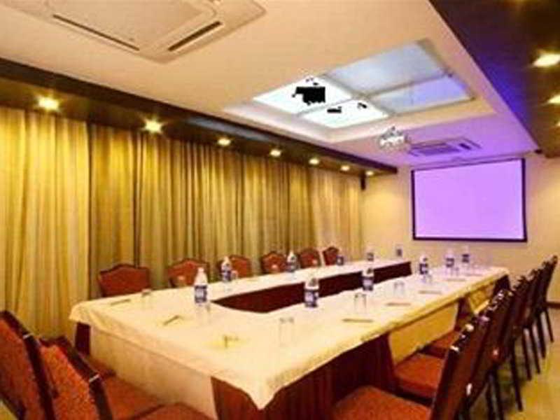 Hotel Mandakini Ambience Pune Ngoại thất bức ảnh