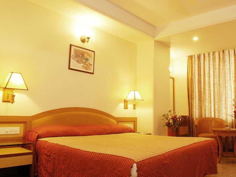 Hotel Mandakini Ambience Pune Ngoại thất bức ảnh